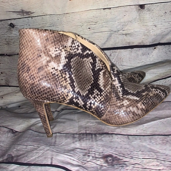 Jessica Simpson Layra Booties Sz 10;  3.5” heel - Picture 5 of 8